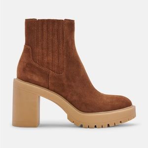 Dolce Vita Caster H2O Booties Camel Suede size 8